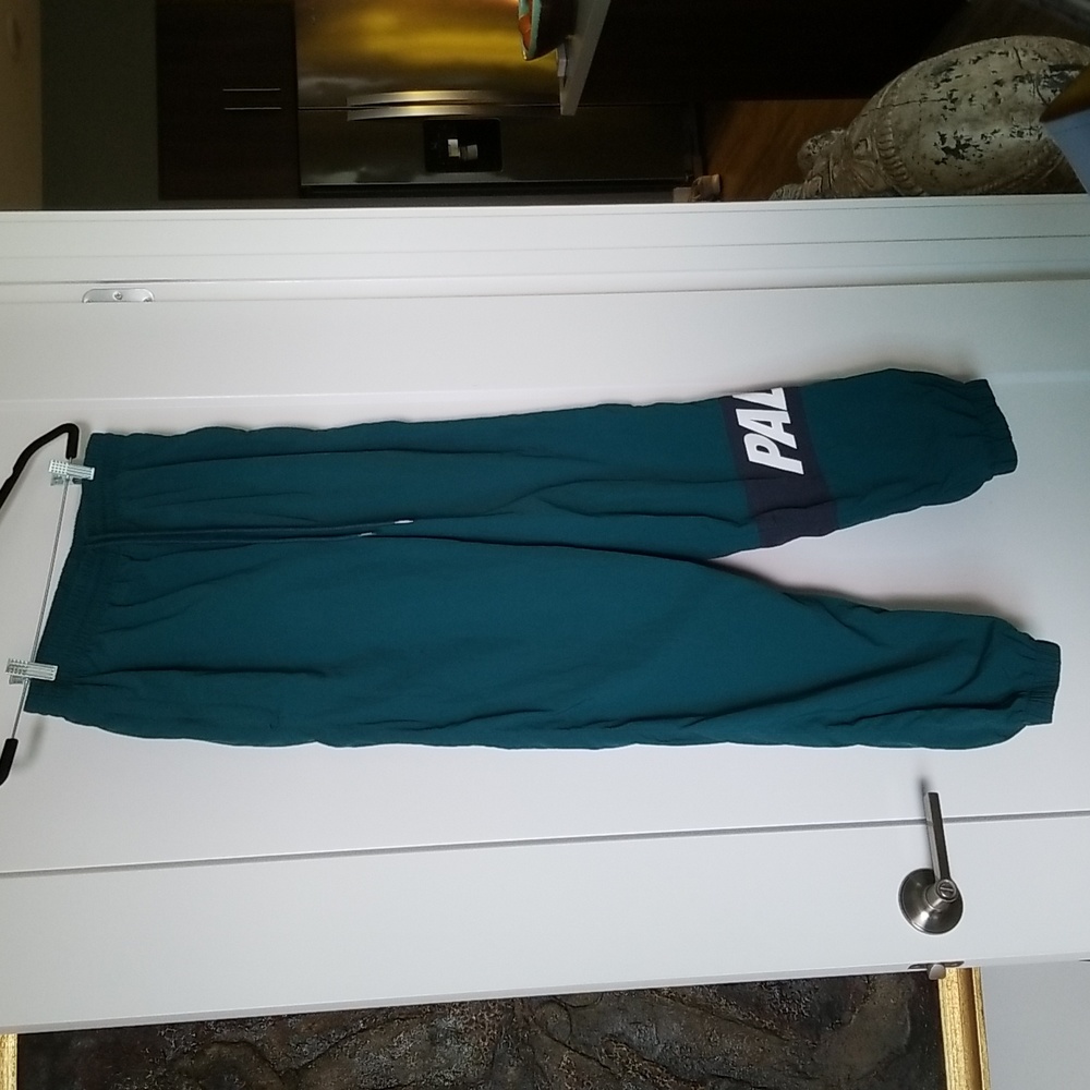 Palace Skateboard High Grade Shell Pants Joggers Size L - Picture 2 of 16